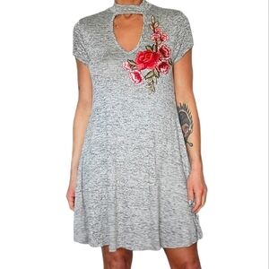 Streetwear Society Keyhole Choker Floral Patch Midi Dress Size Medium